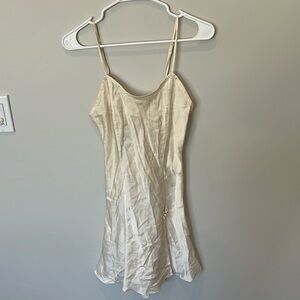 VINTAGE Victorias Secret 100% Silk Bridal Slip Dress Size S Ivory Cream White